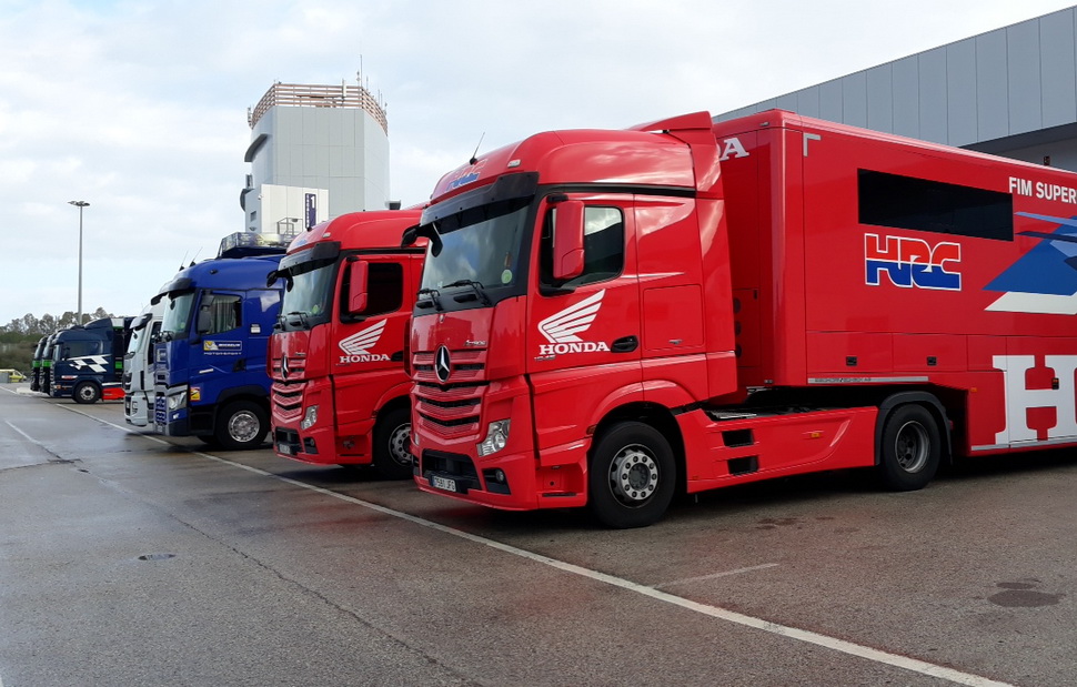 Team HRC в полном составе уже собралась на Circuito de Jerez Team HRC в полном составе уже собралась на Circuito de Jerez