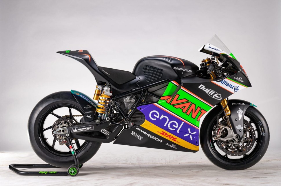 Электропрототип MotoE команды Avant Ajo Racing Электропрототип MotoE команды Avant Ajo Racing