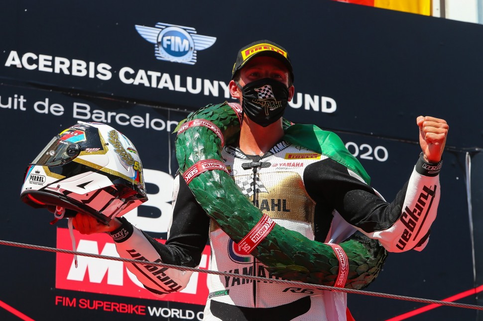 Чемпион World Supersport 2020 Андреа Локателли Чемпион World Supersport 2020 Андреа Локателли