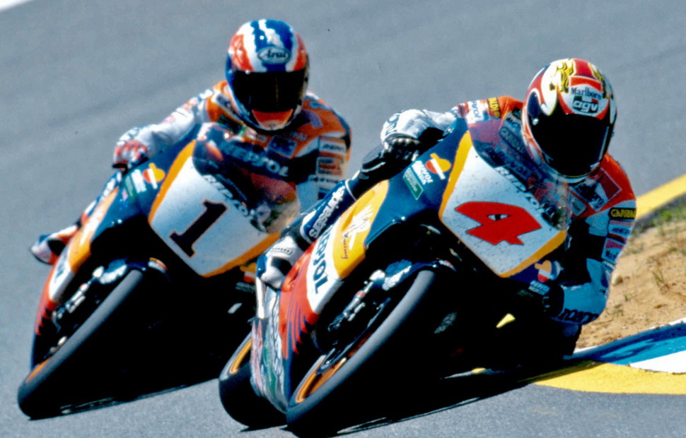 Repsol Honda: дуэль Алекса Кривье и Мика Дуэйна Repsol Honda: дуэль Алекса Кривье и Мика Дуэйна