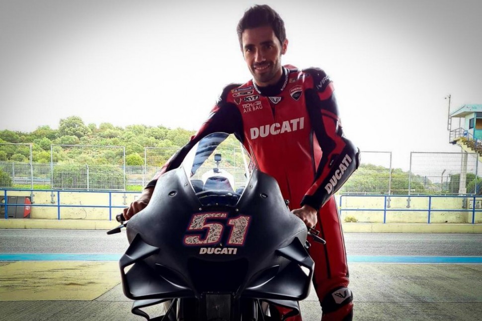 Миккеле Пирро протестировал обновленный Ducati Desmosedici GP21 в Хересе Миккеле Пирро протестировал обновленный Ducati Desmosedici GP21 в Хересе
