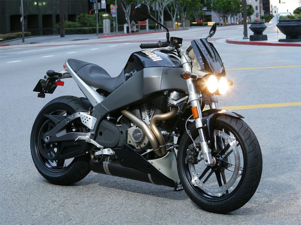 Buell Lightning стал настоящей классикой стиля масклбайк Buell Lightning стал настоящей классикой стиля масклбайк
