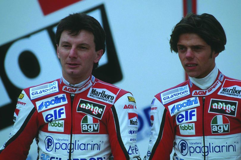 Фаусто Грезини и Лорис Капиросси - напарники по команде в чемпионате GP125 Фаусто Грезини и Лорис Капиросси - напарники по команде в чемпионате GP125