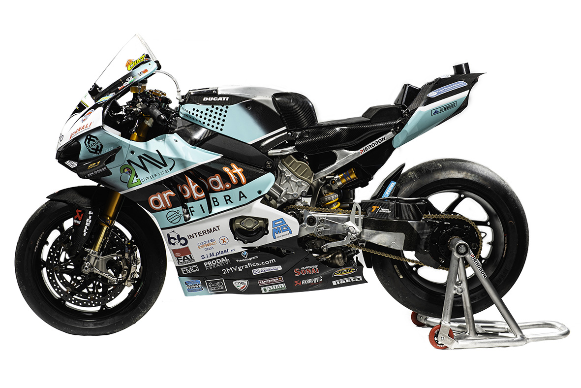 Ducati Panigale V4R Чаза Девиса в заводской спецификации Ducati Panigale V4R Чаза Девиса в заводской спецификации