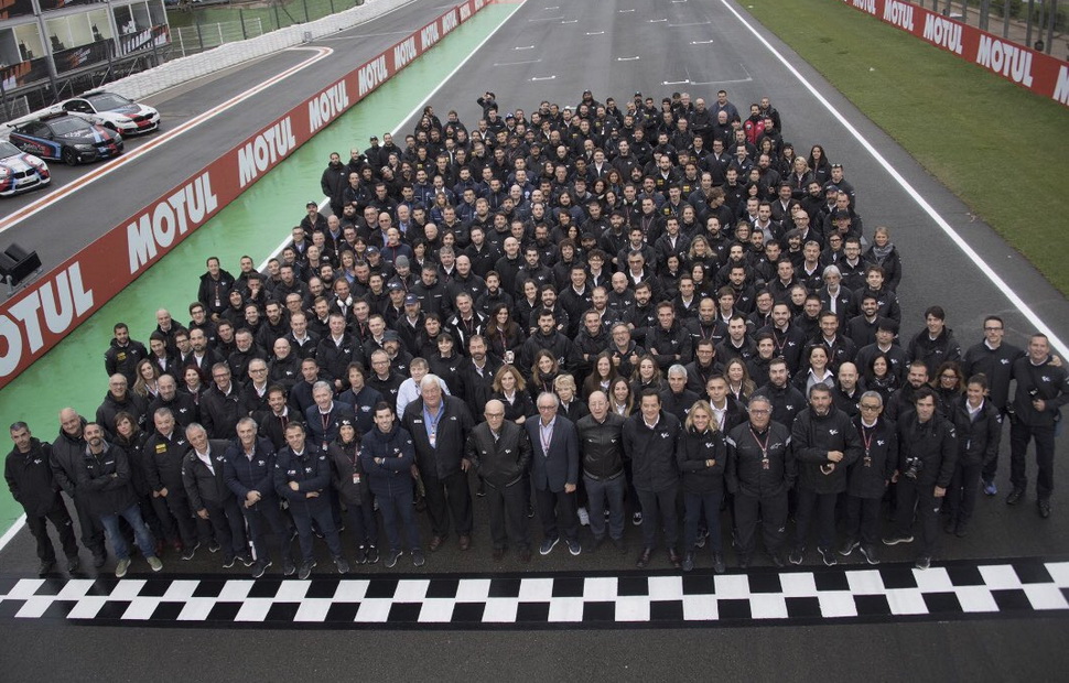 Dorna Sports: от 3 человек на старте - к 300 сотрудникам через 15 лет Dorna Sports: от 3 человек на старте - к 300 сотрудникам через 15 лет