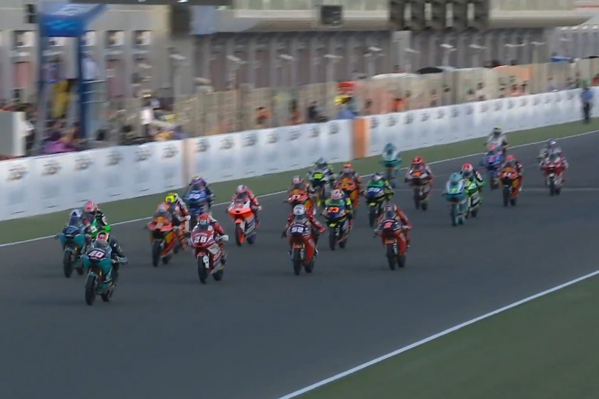 Старт Гран-При Катара Moto3 2021 Старт Гран-При Катара Moto3 2021