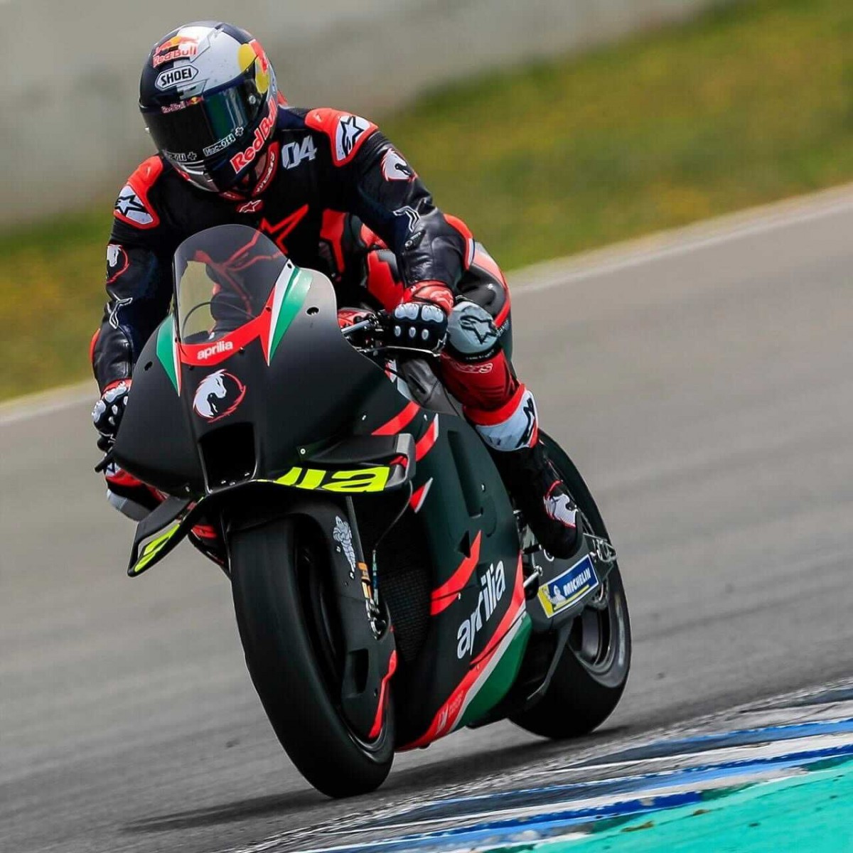Андреа Довициозо на тестах Aprilia RS-GP в Хересе Андреа Довициозо на тестах Aprilia RS-GP в Хересе