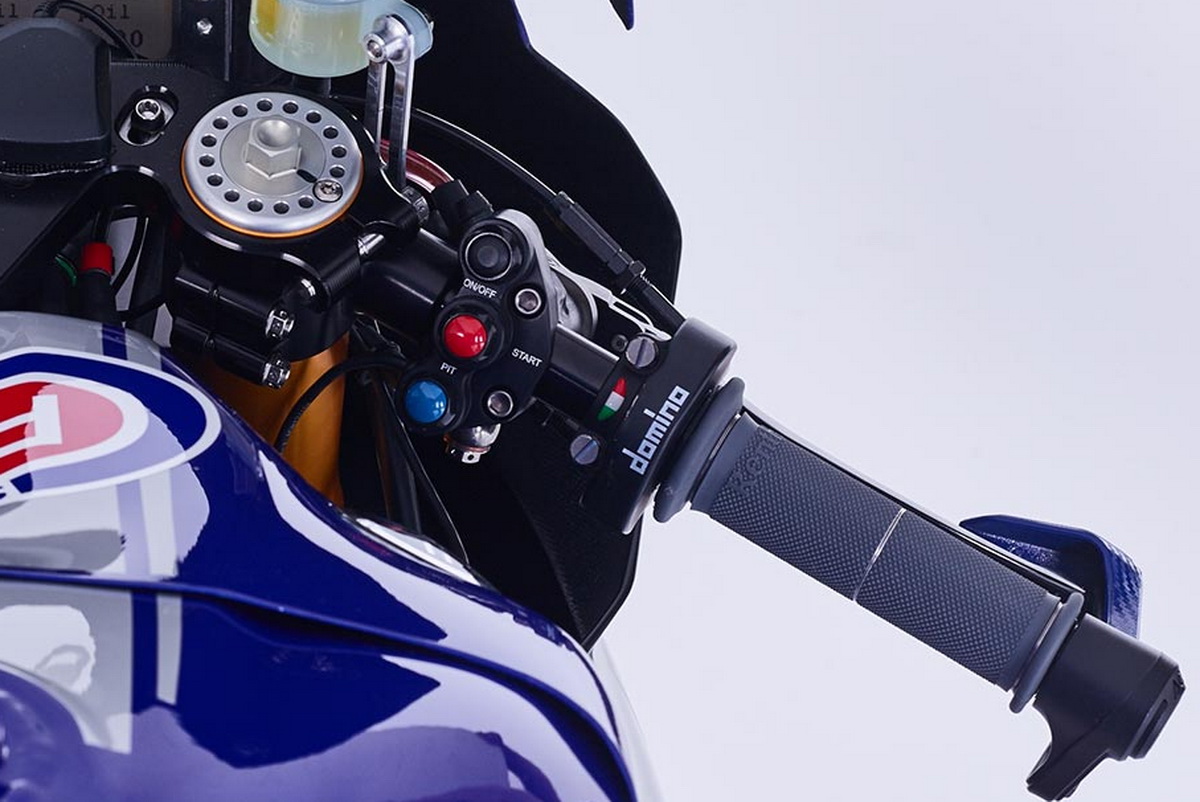Правый пульт PATA Yamaha YZF-R1M SBK Правый пульт PATA Yamaha YZF-R1M SBK