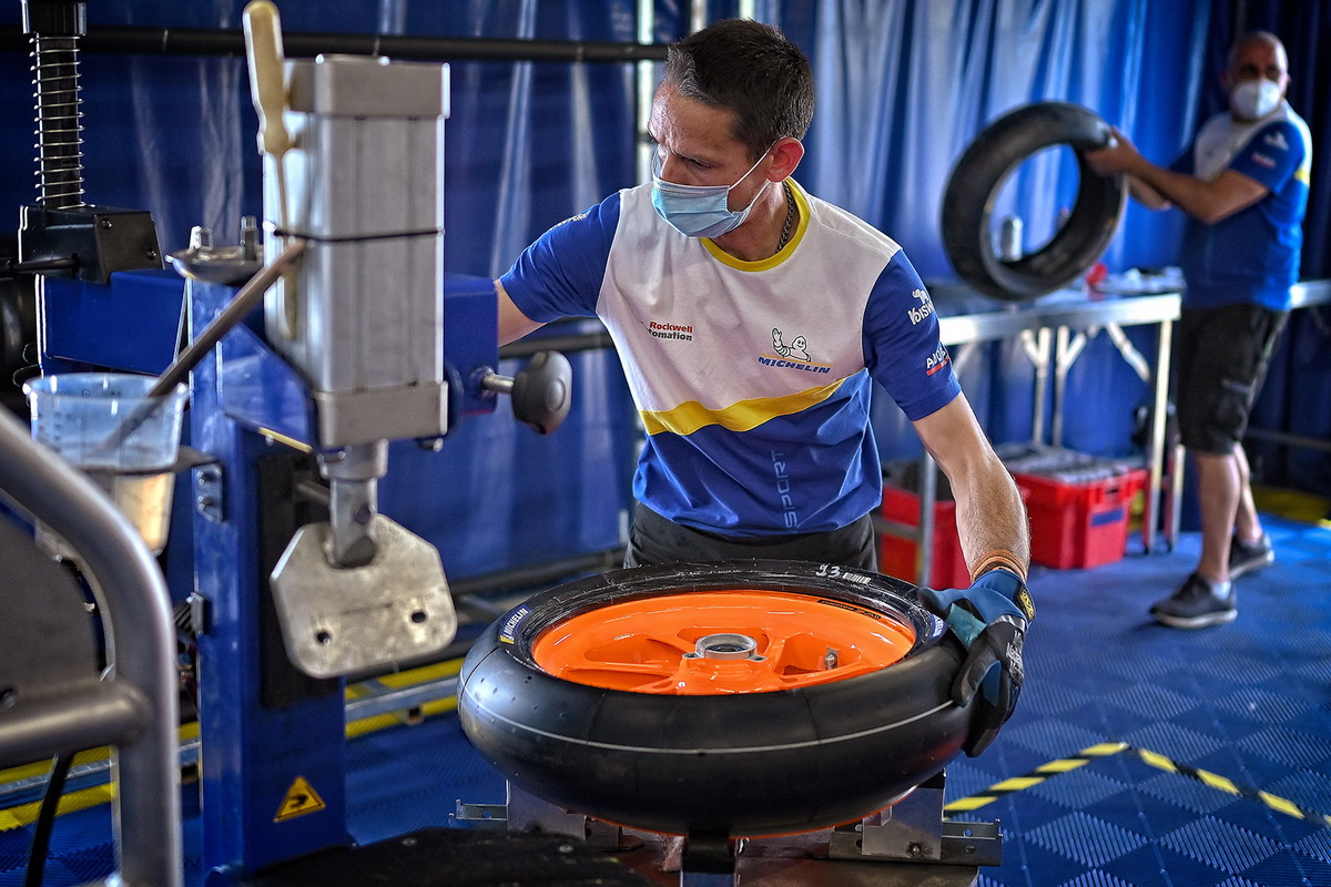 Michelin за работой Michelin за работой