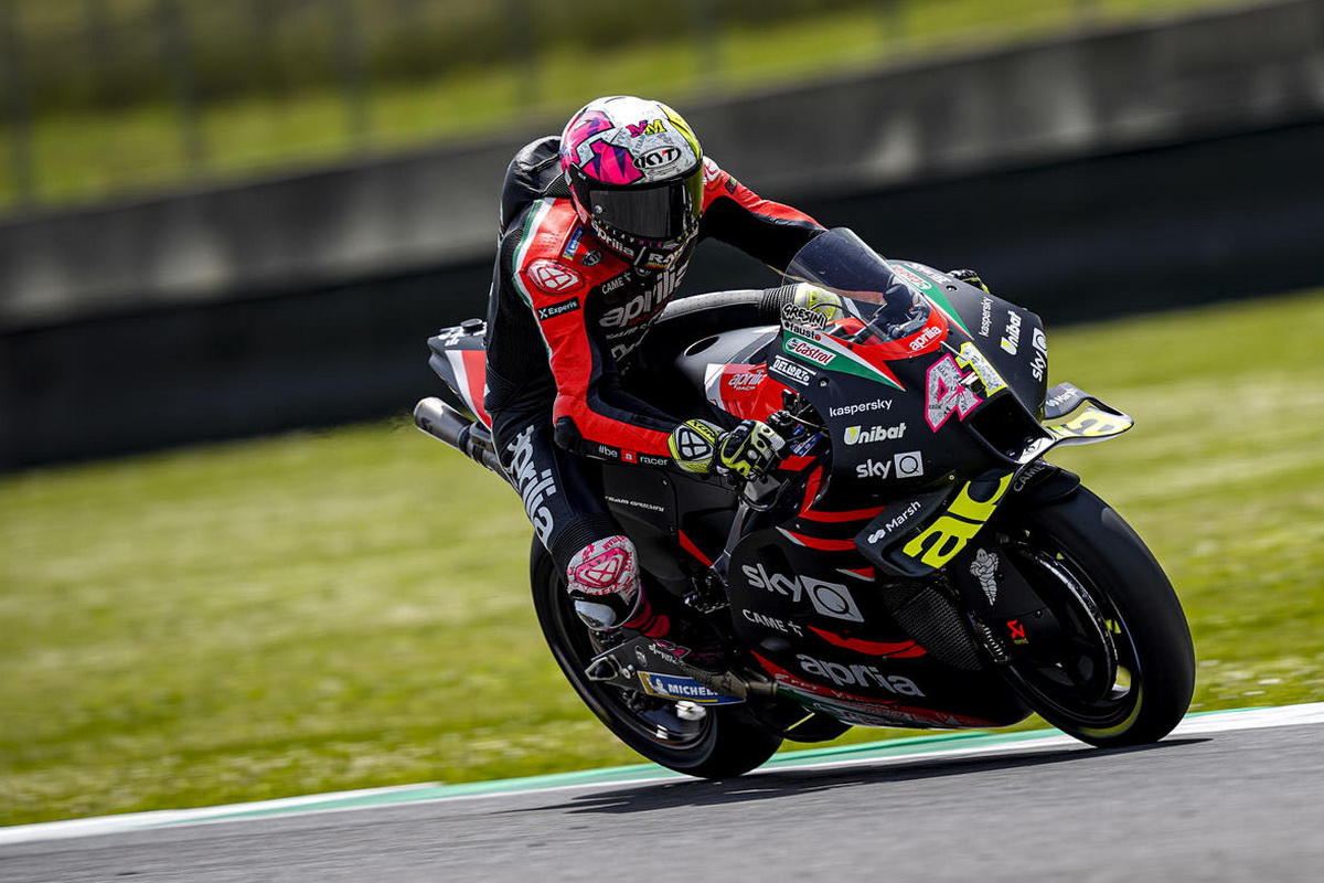 Алеш Эспаргаро возглавил FP1 Гран-При Каталонии Алеш Эспаргаро возглавил FP1 Гран-При Каталонии
