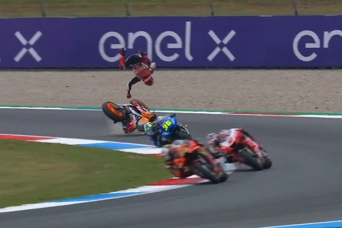 Хайсайд Марка Маркеса в 10-м повороте TT Circuit Assen Хайсайд Марка Маркеса в 10-м повороте TT Circuit Assen