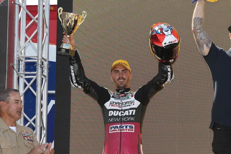 Лорис Баз вновь на подиуме в MotoAmerica Лорис Баз вновь на подиуме в MotoAmerica