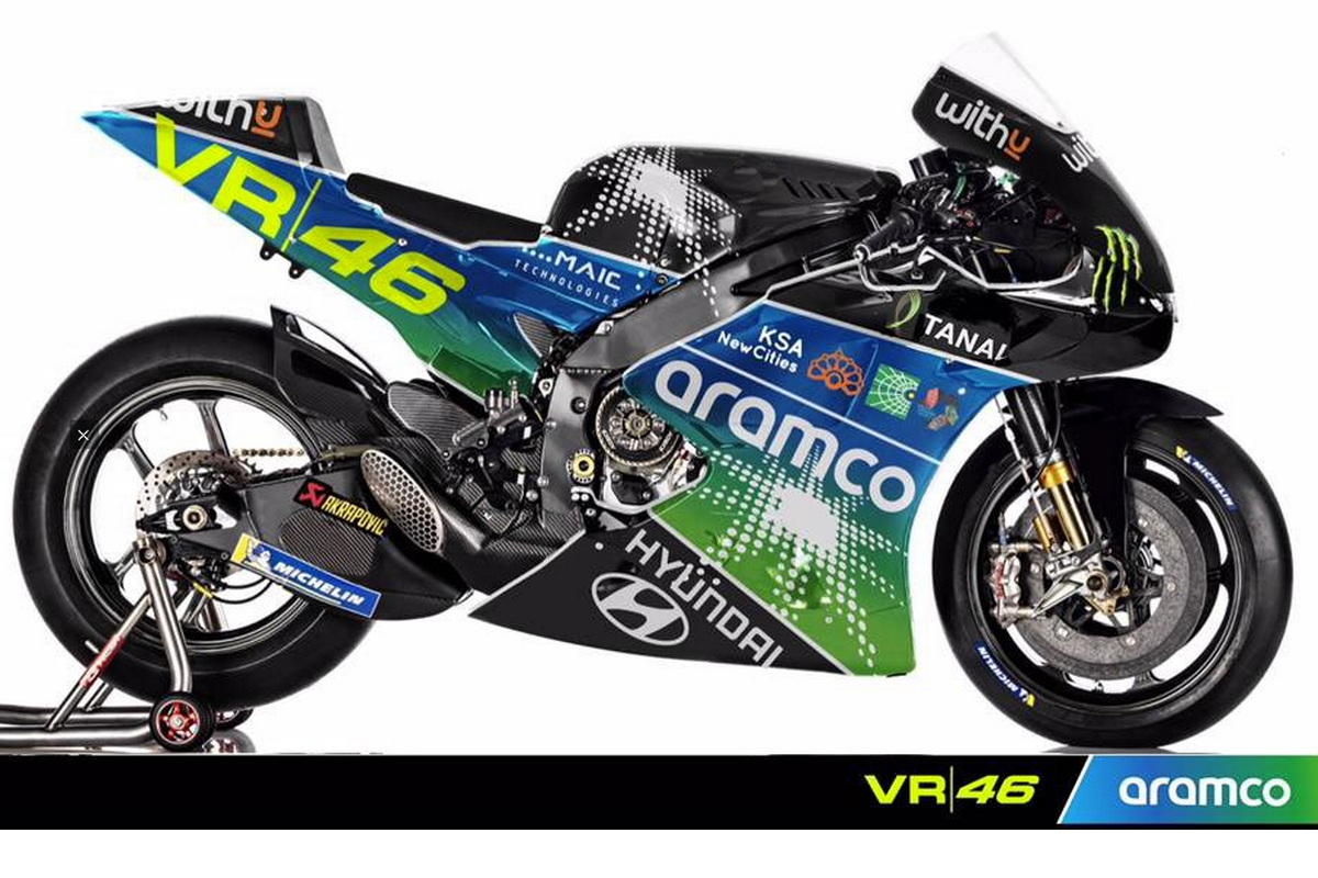 Странный скетч с цветами Aramco, который не видели ни в Aramco, ни в VR46 Racing Странный скетч с цветами Aramco, который не видели ни в Aramco, ни в VR46 Racing