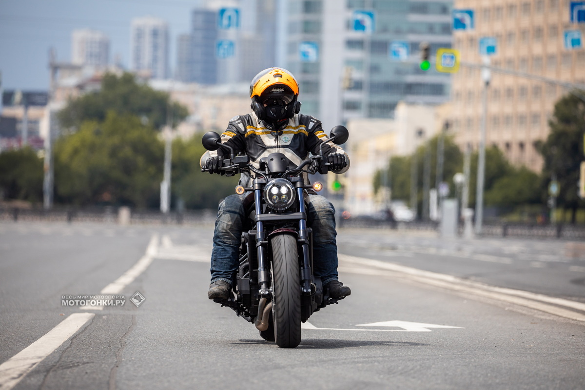 Тест-драйв Honda Rebel 1100 DCT (2021) Тест-драйв Honda Rebel 1100 DCT (2021)