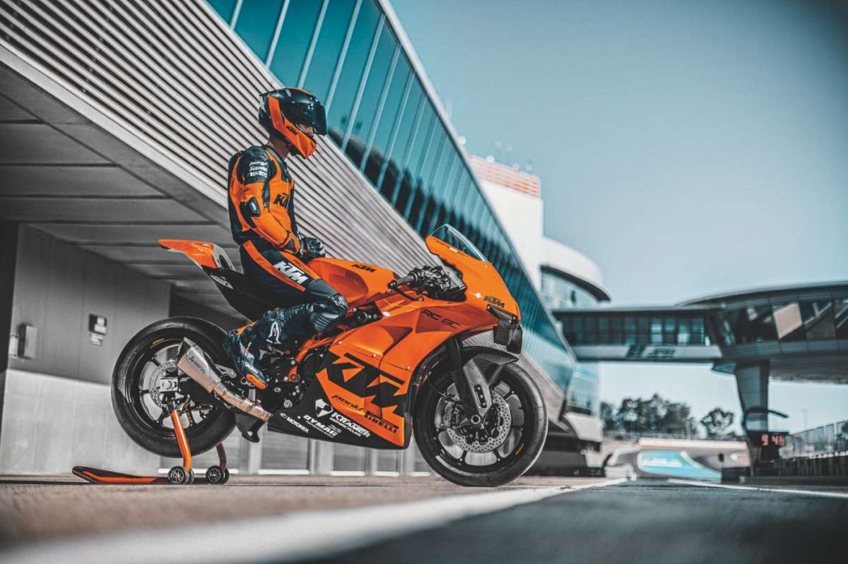 KTM LC 8C (2022) KTM LC 8C (2022)