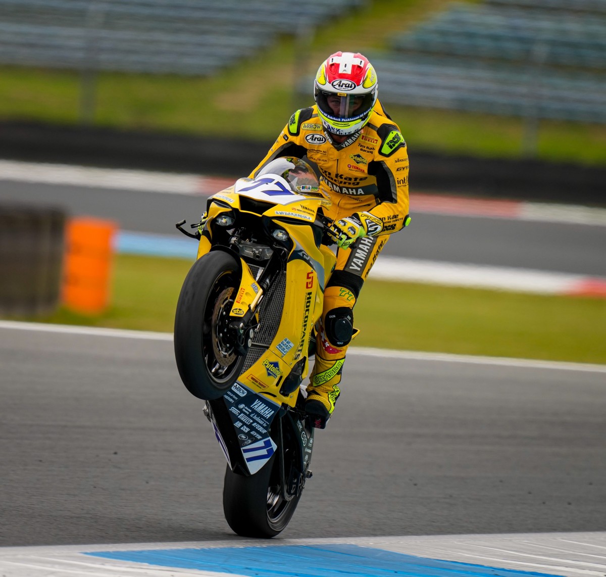 Доминик Эгертер принес Ten Kate Yamaha двойную победу на этапе в TT Circuit Assen Доминик Эгертер принес Ten Kate Yamaha двойную победу на этапе в TT Circuit Assen