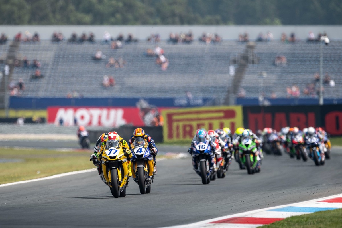Субботняя гонка World Supersport на TT Circuit Assen Субботняя гонка World Supersport на TT Circuit Assen