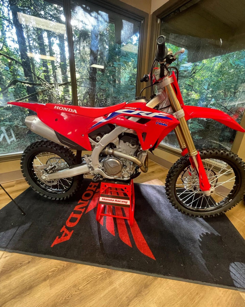 Honda CRF250R (2022) уже поступили в продажу в США Honda CRF250R (2022) уже поступили в продажу в США