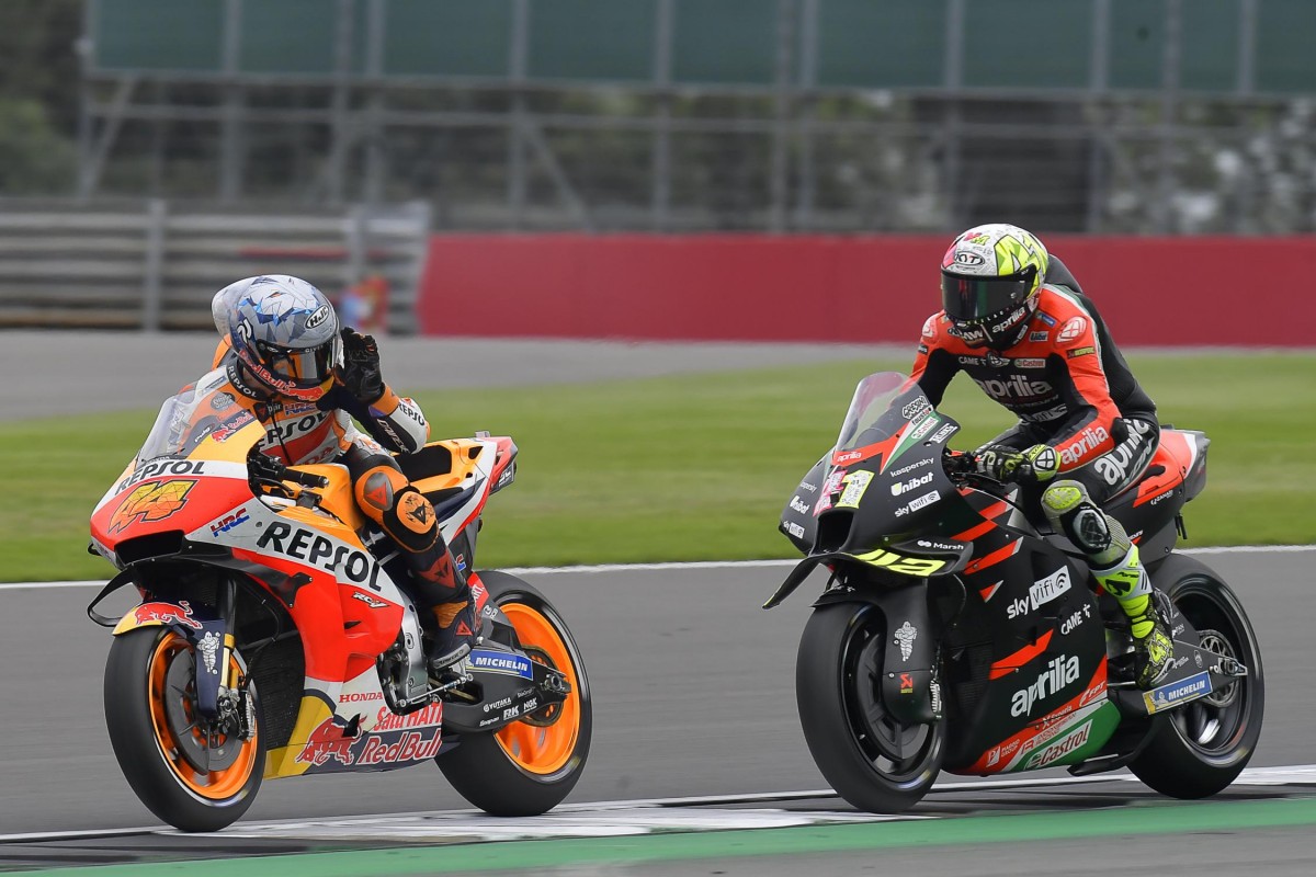 Пол и Алеш Эспаргаро в ТОП-6 на Silverstone Circuit Пол и Алеш Эспаргаро в ТОП-6 на Silverstone Circuit