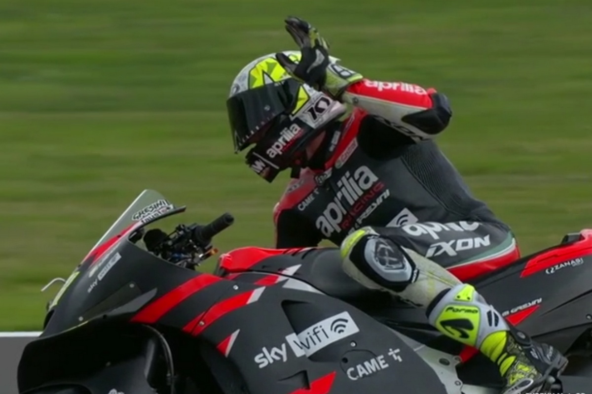Первый подиум Aprilia Racing - Алеш Эспаргаро 3-й в BritishGP Первый подиум Aprilia Racing - Алеш Эспаргаро 3-й в BritishGP