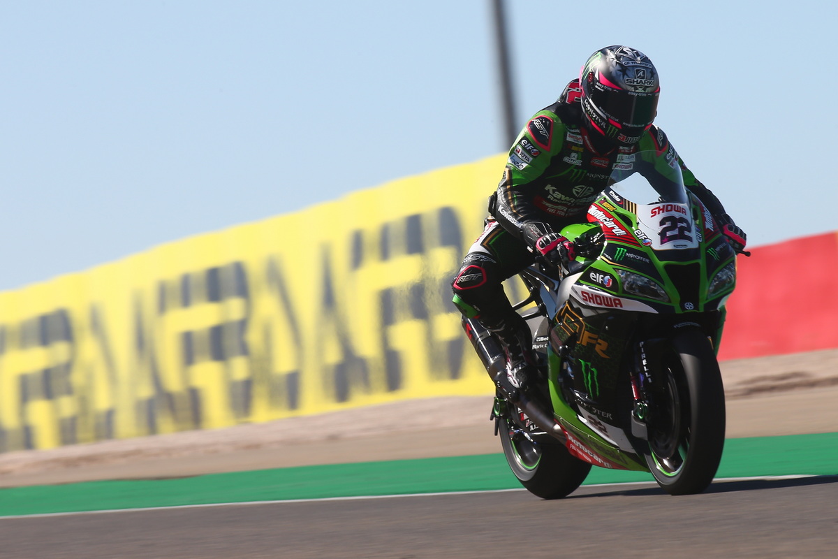 Алекс Лоус на заводском Kawasaki ZX-10RR Kawasaki Racing Team Алекс Лоус на заводском Kawasaki ZX-10RR Kawasaki Racing Team