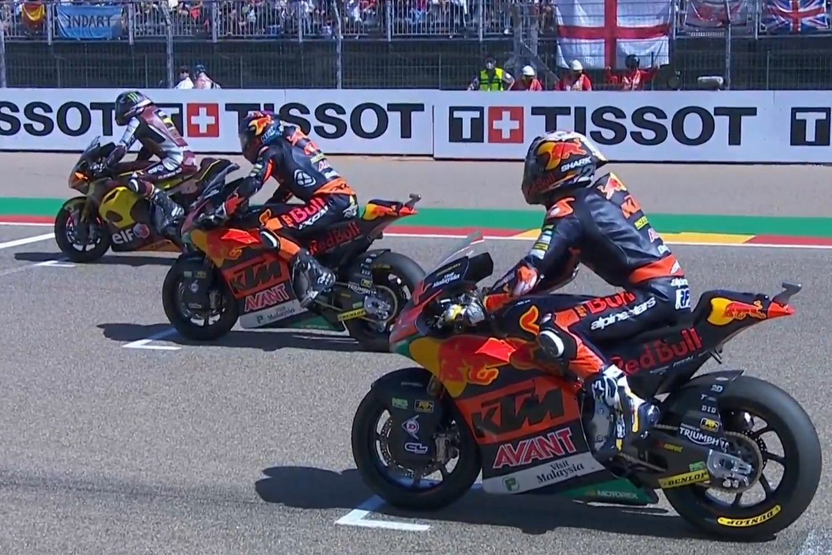 Дуэль Сэма Лоуса с соперниками из Red Bull KTM Ajo завершена... Дуэль Сэма Лоуса с соперниками из Red Bull KTM Ajo завершена...