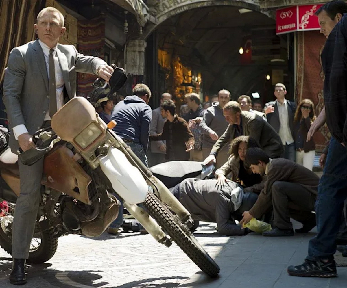 SKYFALL SKYFALL