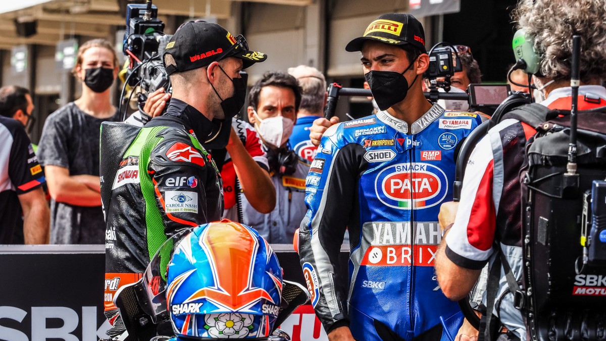 Рэй и Разгатлиоглу стартуют с первой линии в субботней гонке BarcelonaWorldSBK Рэй и Разгатлиоглу стартуют с первой линии в субботней гонке BarcelonaWorldSBK