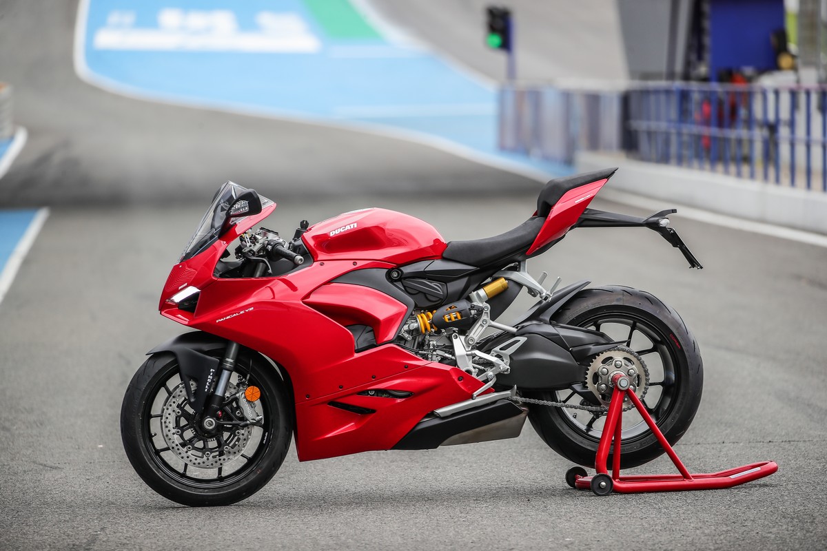 Ducati Panigale V2 (2020) на официальной презентации в Хересе Ducati Panigale V2 (2020) на официальной презентации в Хересе