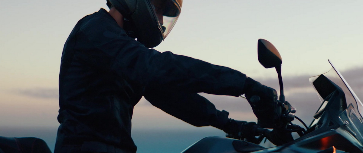 Тизер Honda NT1100 (2021) Тизер Honda NT1100 (2021)