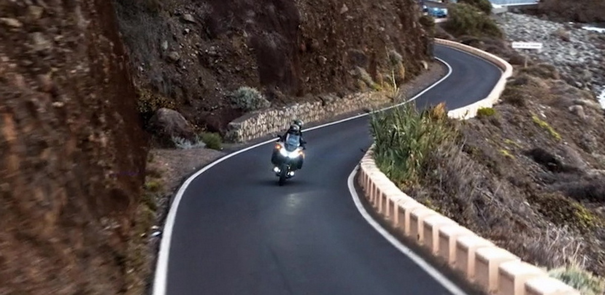 Тизер Honda NT1100 (2021) Тизер Honda NT1100 (2021)