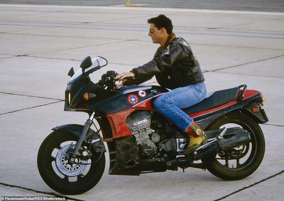 Том Круз сделал GPz750R и GPz900R звездами мирового экрана всего за 15 секунд экранного времени Том Круз сделал GPz750R и GPz900R звездами мирового экрана всего за 15 секунд экранного времени