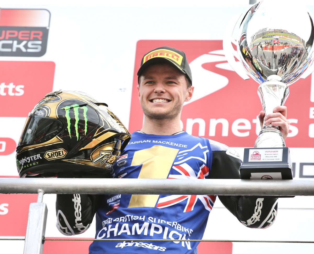 Тарран Маккензи - чемпион British Superbike 2021 Тарран Маккензи - чемпион British Superbike 2021