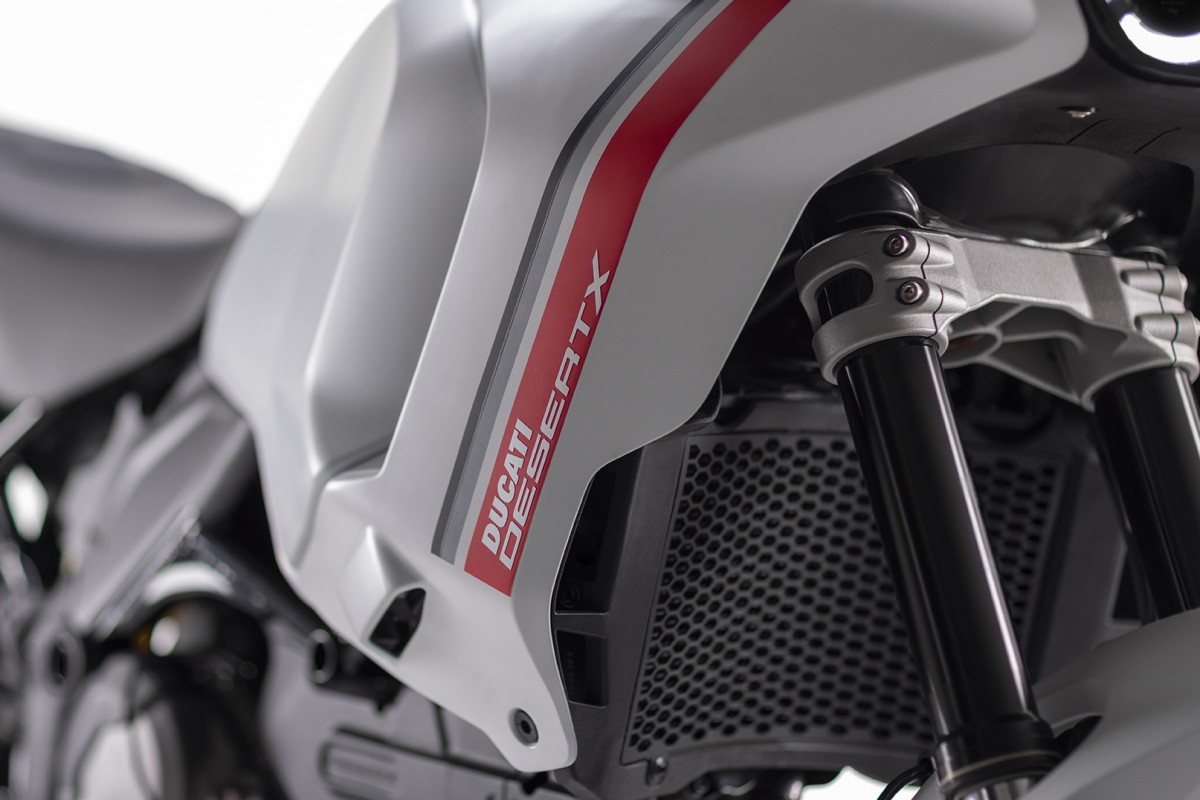 Первый раллийный мотоцикл Ducati DesertX (2022) Первый раллийный мотоцикл Ducati DesertX (2022)