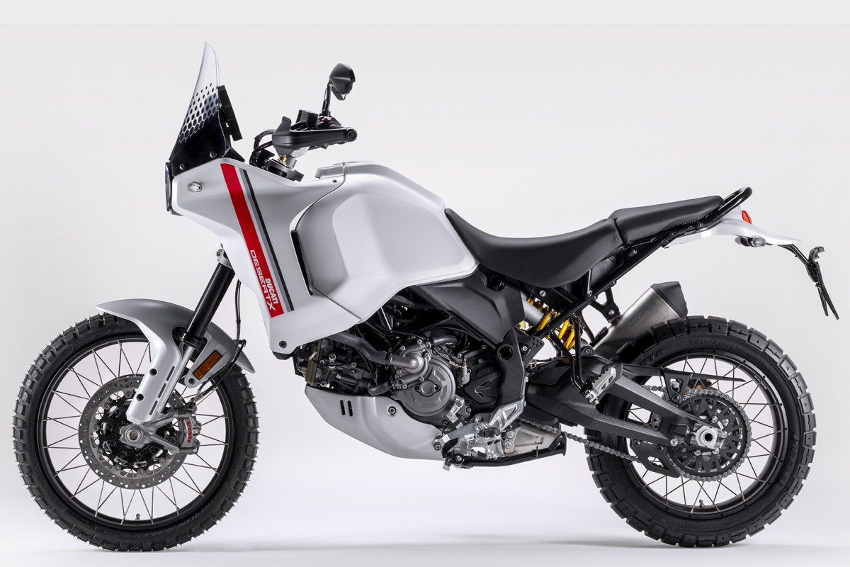 Первый раллийный мотоцикл Ducati DesertX (2022) Первый раллийный мотоцикл Ducati DesertX (2022)