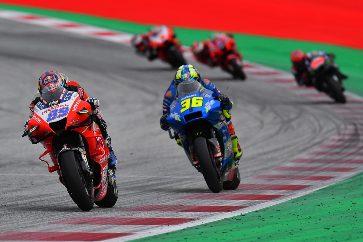 Хорхе Мартин выиграл свой первый Гран-При в карьере MotoGP Хорхе Мартин выиграл свой первый Гран-При в карьере MotoGP