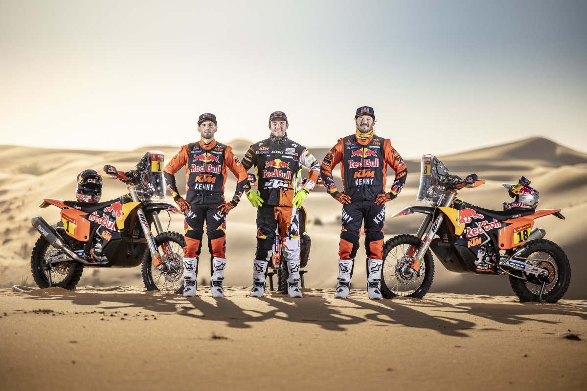 Заводское трио пилотов KTM Factory Racing 2022 года Заводское трио пилотов KTM Factory Racing 2022 года
