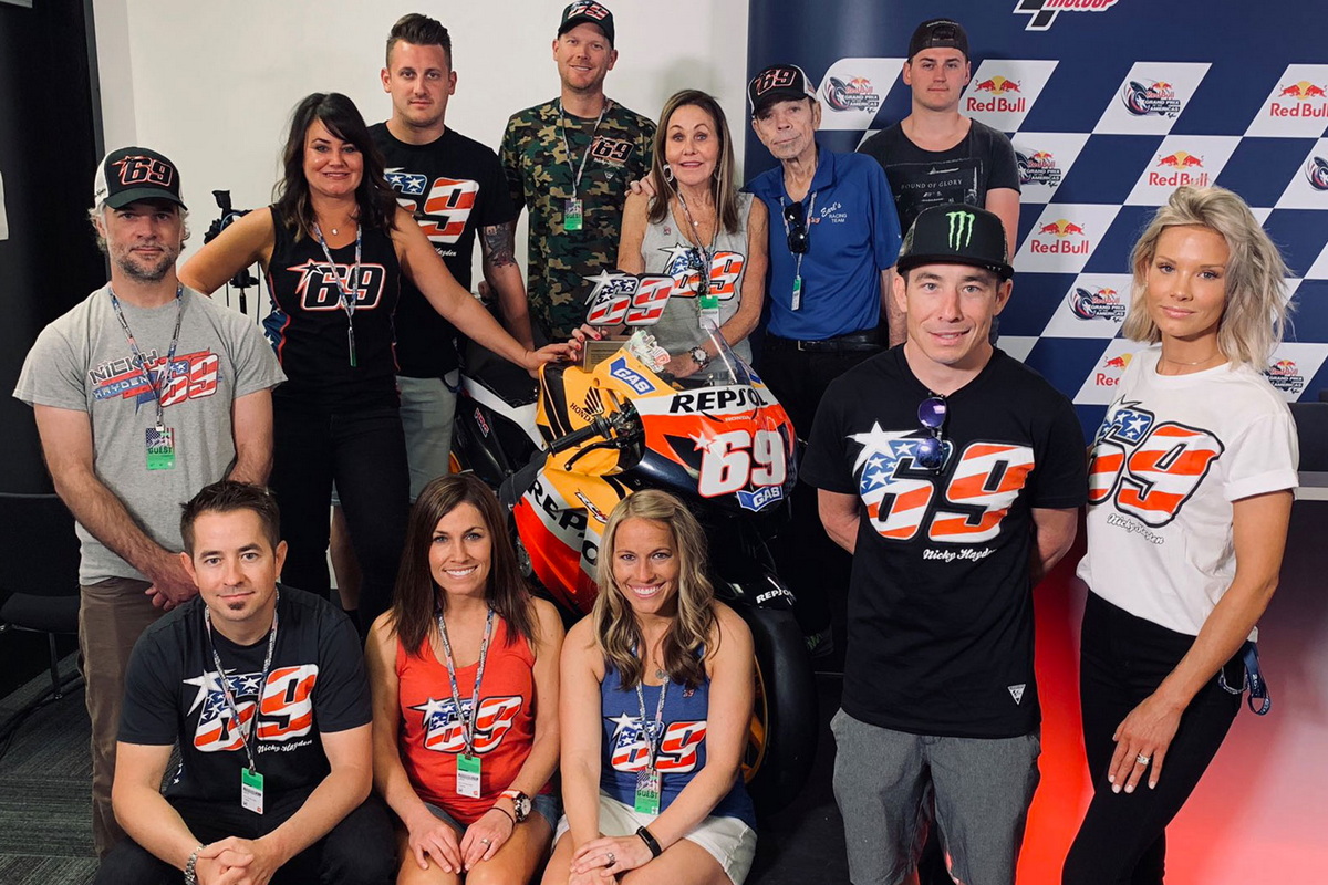 Большая семья Хейденов на Гран-При Америк по MotoGP Большая семья Хейденов на Гран-При Америк по MotoGP