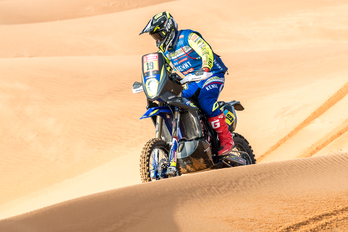 Заводские пилоты Sherco подобрались вплотную к ТОП-3 Заводские пилоты Sherco подобрались вплотную к ТОП-3
