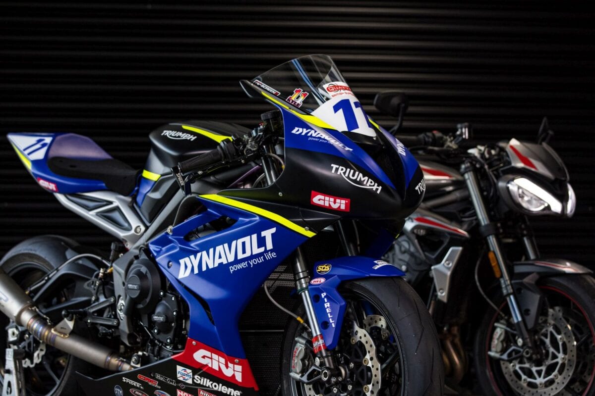 Triumph Daytona и Speed Tripple 765RS - оба омологированы для World Supersport в 2022 Triumph Daytona и Speed Tripple 765RS - оба омологированы для World Supersport в 2022