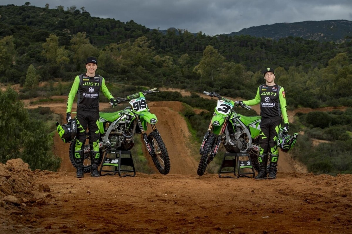 Состав заводской команды Kawasaki в MXGP - Бен Ватсон и Роман Фебвре Состав заводской команды Kawasaki в MXGP - Бен Ватсон и Роман Фебвре