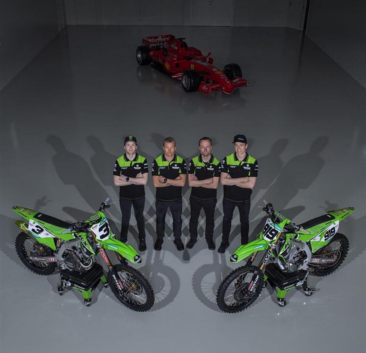Новая команда Kawasaki Racing Team MXGP во главе с Кими Райкконеном представлена Новая команда Kawasaki Racing Team MXGP во главе с Кими Райкконеном представлена