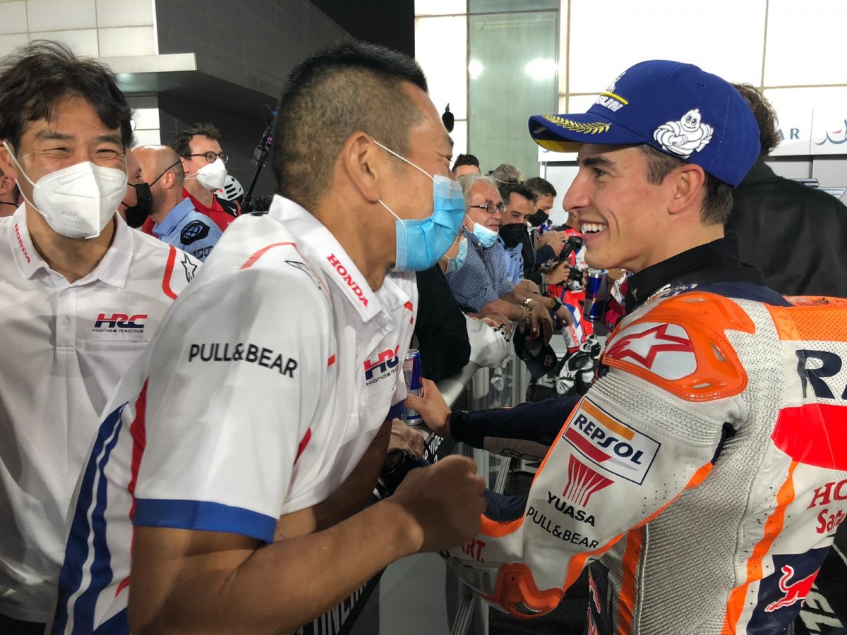 Марк Маркес доволен результатом первой квалификации сезона MotoGP 2022 года Марк Маркес доволен результатом первой квалификации сезона MotoGP 2022 года