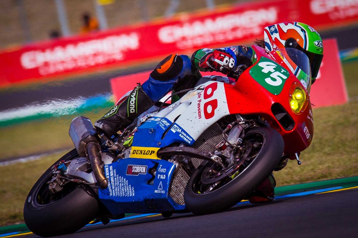 Team Metiss на 24 Heures Motos 2021 Team Metiss на 24 Heures Motos 2021