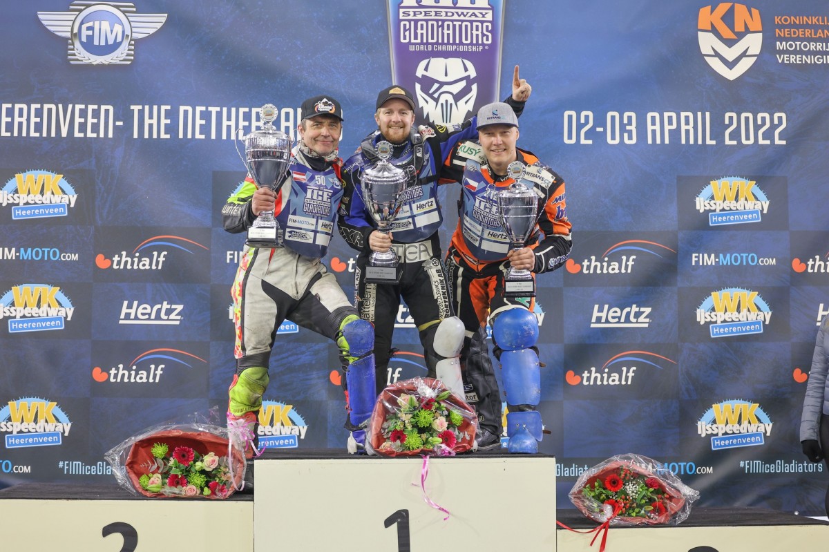 Финал FIM Ice Speedway Gladiators 2022 в Нидерландах - подиум 2-го дня Финал FIM Ice Speedway Gladiators 2022 в Нидерландах - подиум 2-го дня