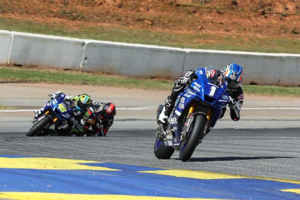 Чемпион MotoAmerica 2021 года Джейк Ганье стартовал с поул-позиции Чемпион MotoAmerica 2021 года Джейк Ганье стартовал с поул-позиции