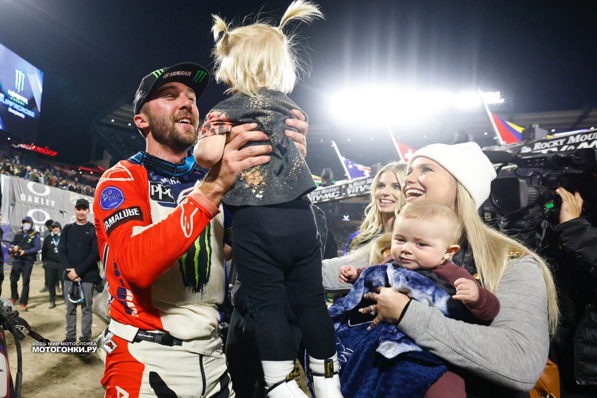 Элай Томак - чемпион AMA Supercross 450SX 2022 года Элай Томак - чемпион AMA Supercross 450SX 2022 года