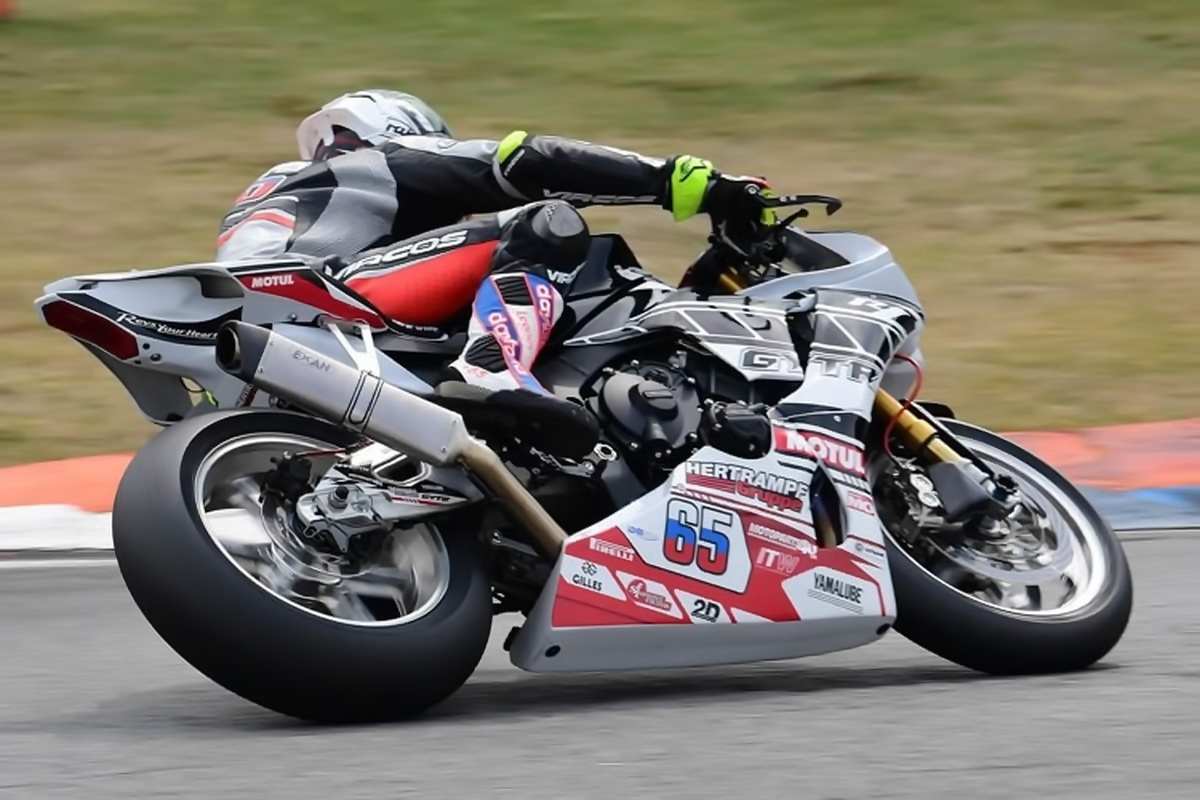 Владимир Леонов вступил на полный сезон в немецкую Hertrampf MO Yamaha Racing в 2021 году Владимир Леонов вступил на полный сезон в немецкую Hertrampf MO Yamaha Racing в 2021 году