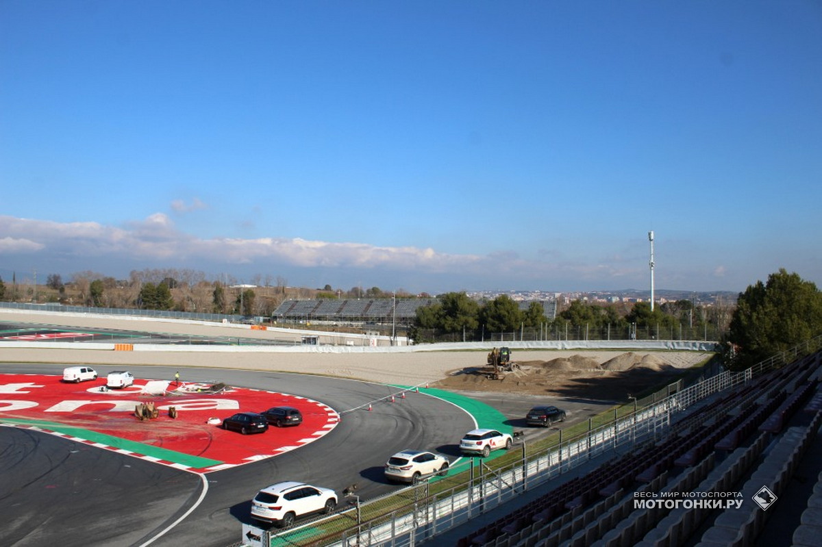 Реконструкция 10-го поворота Circuit de Barcelona-Catalunya в 2021 году - всем понравилось! Реконструкция 10-го поворота Circuit de Barcelona-Catalunya в 2021 году - всем понравилось!