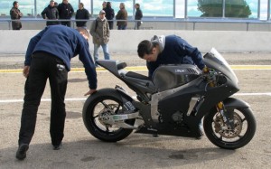 �������� ������ "����������" Moto2 ����, ��� � GP250